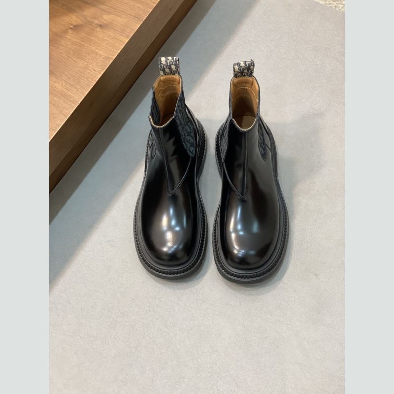 ch**an D*or boots